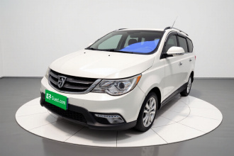 宝骏730 2014款 1.5L 手动舒适型 7座