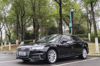 奥迪A4L 2018款 30周年年型 40 TFSI 时尚型