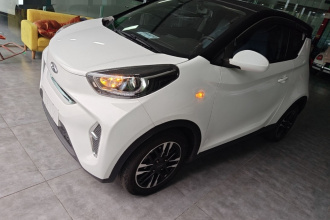 奇瑞QQ 小蚂蚁 2022款 改款 甜粉款 微糖版 三元锂 28.8kWh 30kW 301km