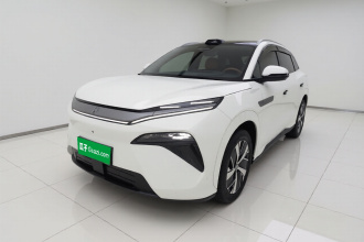 比亚迪 唐L 2025款 EV 670KM激光雷达旗舰型