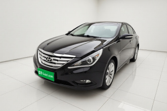 现代 索纳塔 2011款 2.0L 自动至尊版