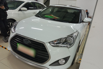 现代 Veloster飞思 2015款 1.6T 自动旗舰版
