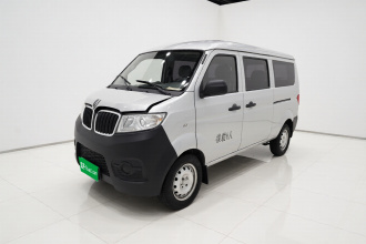 金杯 新海狮X30L 2023款 1.5L超享版客车5/6/7座无空调版 SWC15M