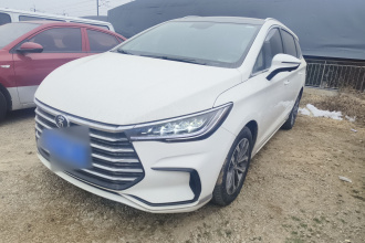 比亚迪 宋MAX 2021款 升级版 1.5T 自动尊贵型 6座