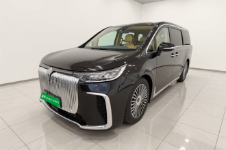 岚图汽车 岚图梦想家 2025款 PHEV 四驱旗舰鲲鹏版