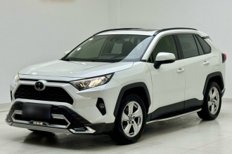 丰田 RAV4荣放 2020款 2.0L CVT两驱风尚PLUS版