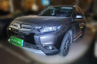 三菱 欧蓝德 2018款 2.0L 两驱荣耀版 5座