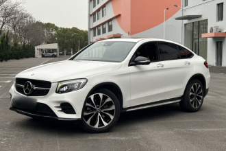 奔驰GLC轿跑 2017款 GLC 300 4MATIC 轿跑SUV