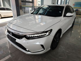 本田 英仕派 2022款 260TURBO 精致版