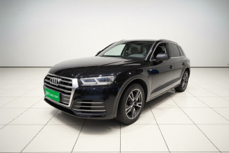 奥迪Q5L 2018款 45 TFSI 尊享时尚型 国VI