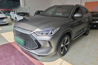 比亚迪 宋PLUS新能源 2021款 DM-i 51KM 尊荣型