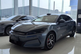 比亚迪 汉L 2025款 DM-p 四驱激光雷达旗舰型