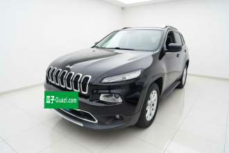 Jeep 自由光 2017款 2.0L 优越版