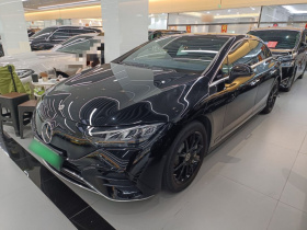 奔驰EQE 2022款 350 先锋版