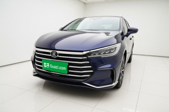 比亚迪 宋MAX 2021款 升级版 1.5T 自动尊贵型 7座