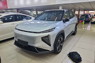 吉利银河 银河L7 2025款 EM-i 115km 探索+版