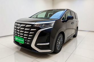 腾势D9 2022款 DM-i 970 四驱尊荣型
