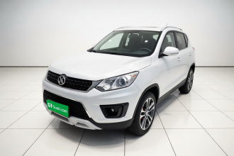 北京汽车 绅宝X35 2016款 1.5L 自动豪华版