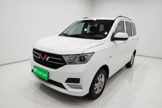 五菱汽车 五菱宏光 2021款 改款 1.5L S标准型 液压助力LAR