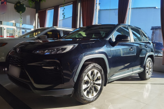 丰田 威兰达 2021款 2.0L CVT两驱豪华版