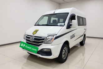 上汽大通MAXUS 新途V80 2019款 2.0T Plus AMT傲运通短轴中顶5/6座