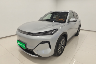 吉利银河 银河星舰7 EM-i 2025款 120km 探索+版
