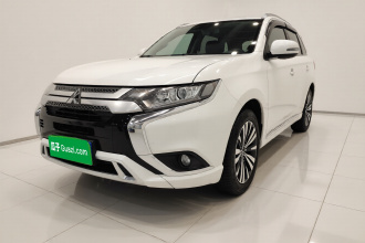 三菱 欧蓝德 2021款 2.0L 两驱畅享版 7座