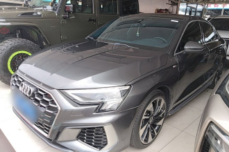 奥迪A3 2023款 改款 A3L Limousine 35 TFSI 时尚运动型