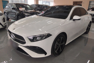 奔驰A级 2025款 A 200 L 时尚型