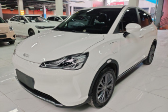 哪吒汽车 哪吒V 2022款 潮 300 Lite 磷酸铁锂