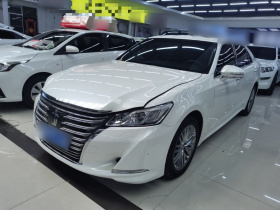丰田 皇冠 2017款 2.0T 运动版