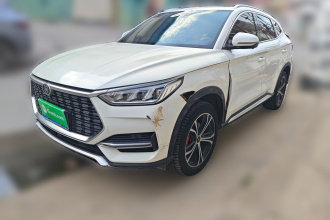 比亚迪 宋PLUS 2020款 1.5T 自动尊贵型