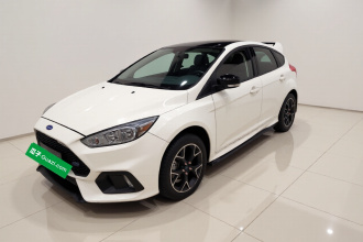 福特 福克斯 2017款 1.5T CTCC 白黑限量版