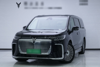 岚图汽车 岚图梦想家 2025款 PHEV 四驱旗舰鲲鹏版