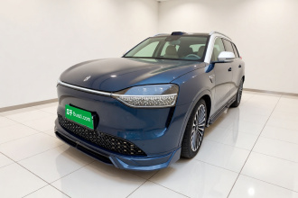 鸿蒙智行 问界M9 2025款 增程 Ultra版 52kWh 6座版 (192线激光雷达）