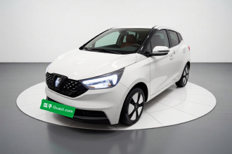 江铃集团新能源 易至EV3 2024款 青春版 330KM舒适型