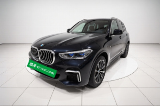宝马X5 2022款 改款 xDrive 30Li 尊享型M运动套装