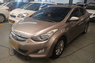 现代 朗动 2012款 1.6L 自动时尚型