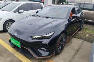 长安UNI-V 2025款 第三代 2.0T 劲擎型