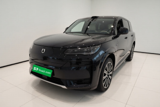 腾势N9 2025款 尊荣型