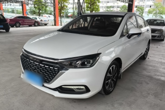 北京汽车 绅宝D50 2019款 1.5T CVT尊贵版 国VI