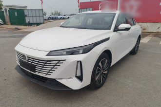 长安 逸动PHEV 2025款 智慧新蓝鲸 145KM 战舰版