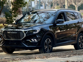 捷途X70 2023款 1.5T DCT超越PRO版 7座