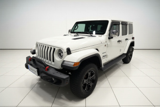 Jeep 牧马人 2019款 2.0T Sahara 四门版 国VI