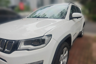 Jeep 指南者 2017款 200T 自动家享版