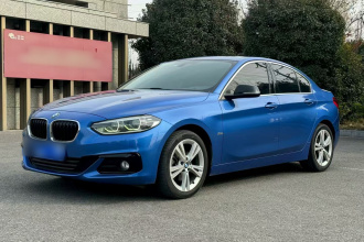 宝马1系 2017款 118i 设计套装型