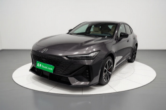 长安UNI-V 2022款 1.5T 尊贵型