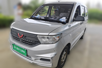 五菱汽车 五菱宏光V 2021款 1.5L劲取版LAR