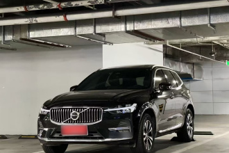 沃尔沃XC60 2025款 B5 四驱智逸豪华版