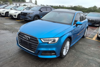 奥迪A3 2018款 30周年年型 Sportback 35 TFSI 时尚型